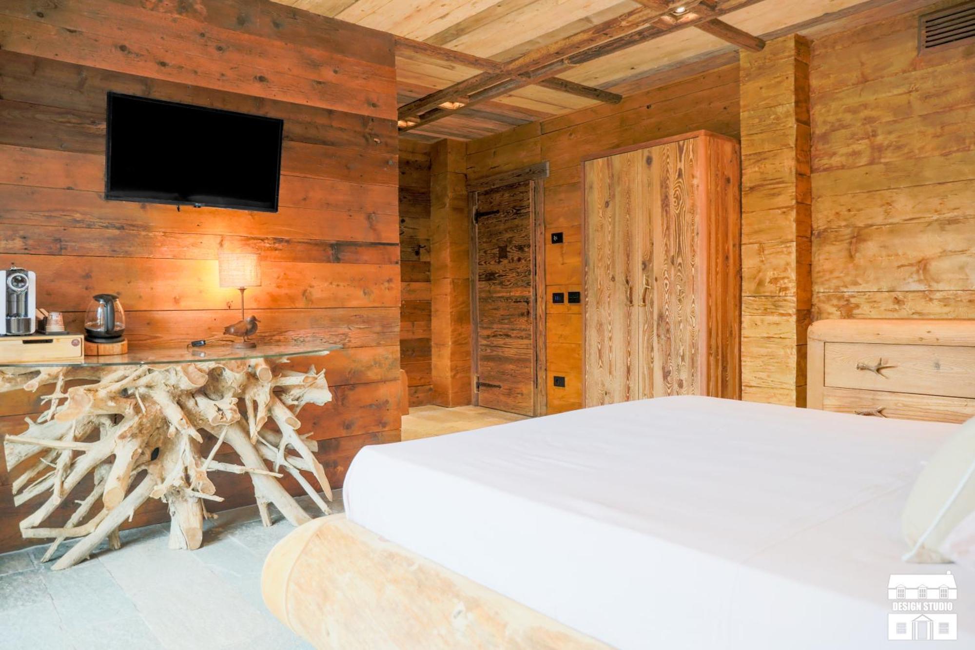 Chalet Antico Legno By Design Studio Sueglio Exterior photo