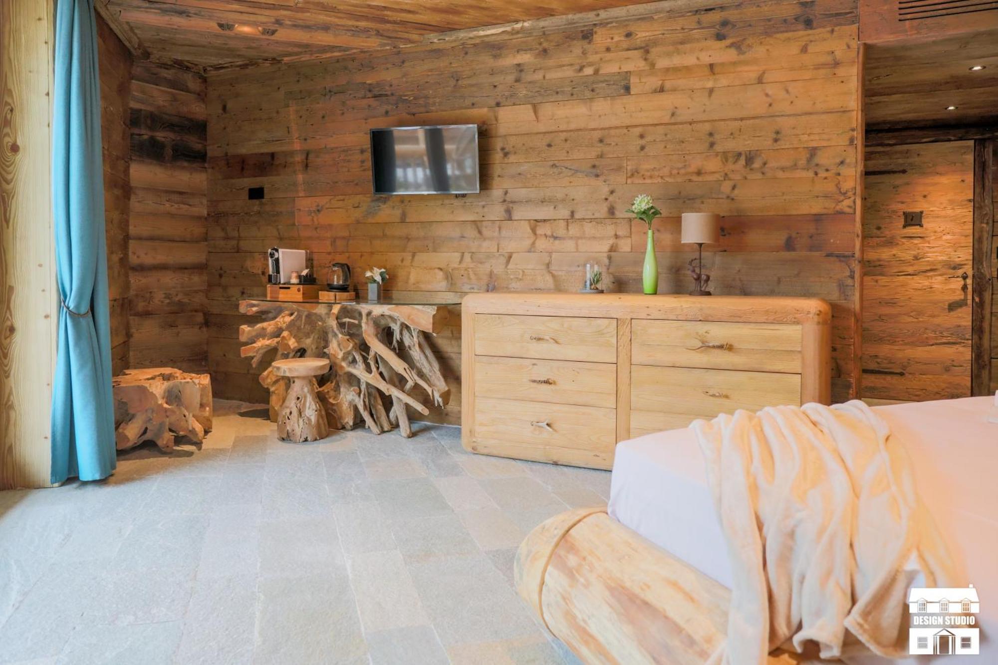 Chalet Antico Legno By Design Studio Sueglio Exterior photo